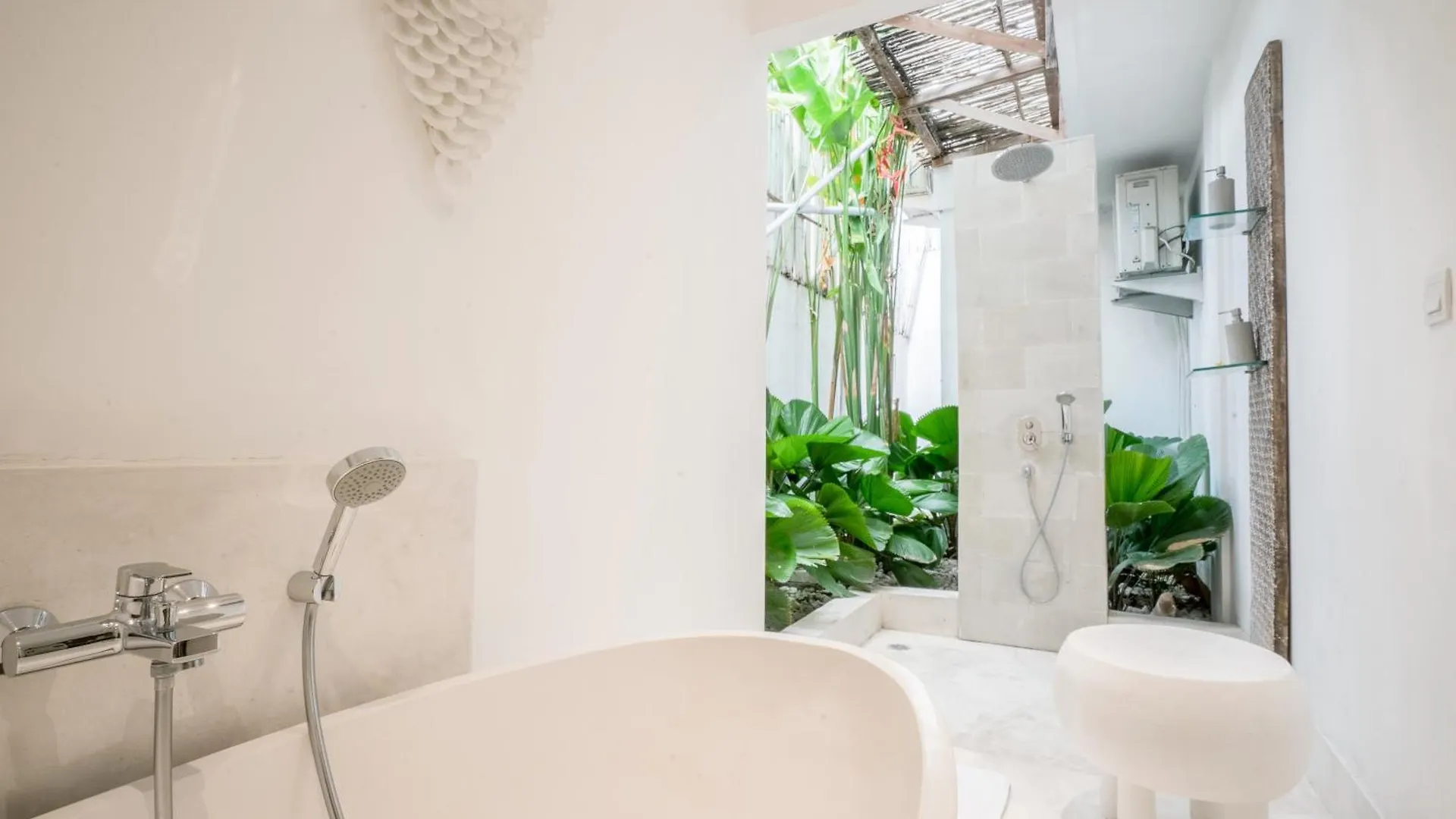 Villa Metisse By Villa Finder Seminyak