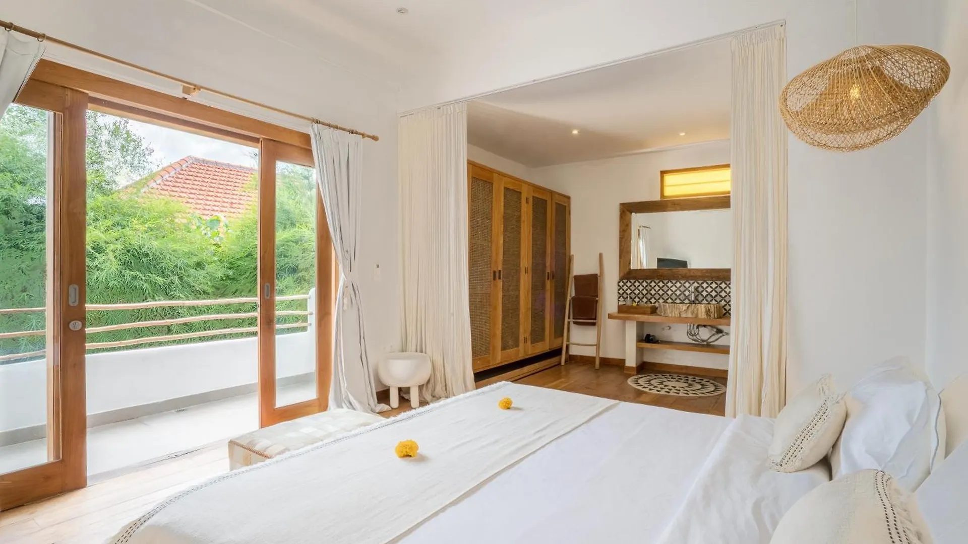 Villa Metisse By Villa Finder Seminyak  Indonesia
